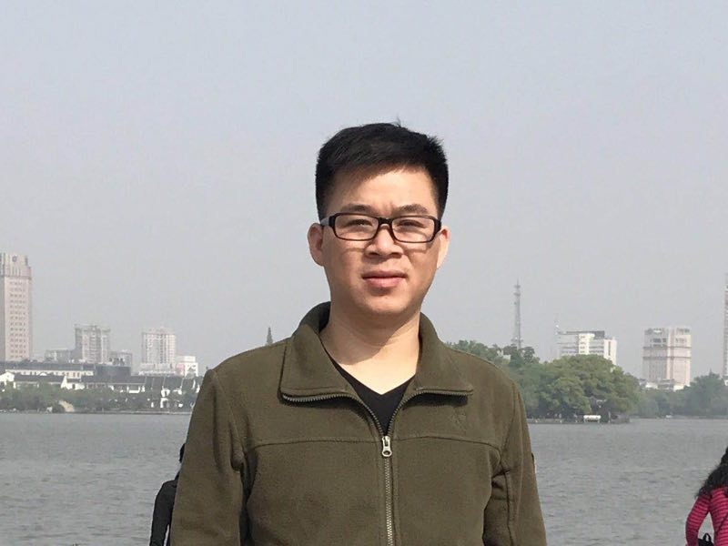 孔雀鱼的第一张照片--广西王婆说媒